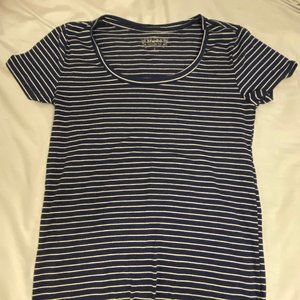 Navy Blue and White Tee Shirt Small Mudd Brand